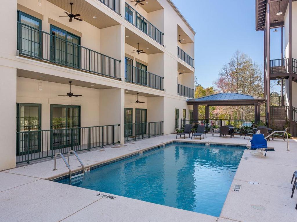 King Suite @ 400 Ocean Suites St. Simons Island Exterior photo